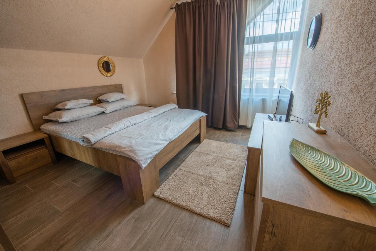 Braun Residence Săcele Екстериор снимка