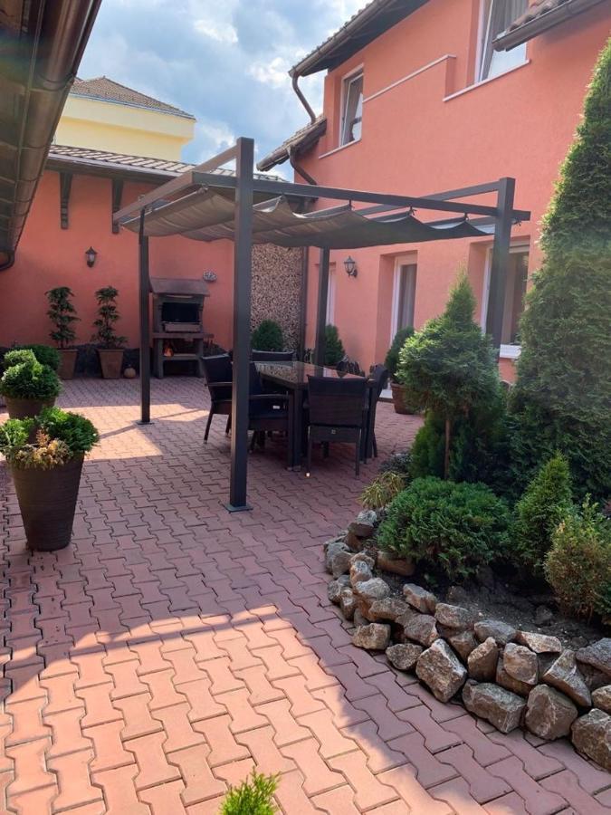 Braun Residence Săcele Екстериор снимка