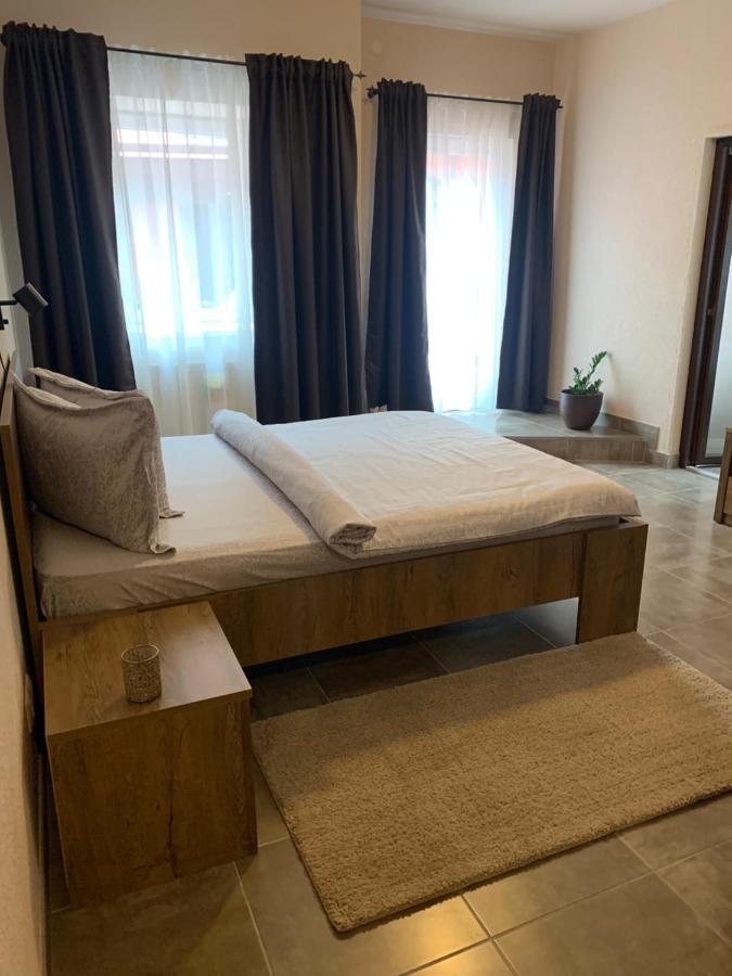 Braun Residence Săcele Екстериор снимка